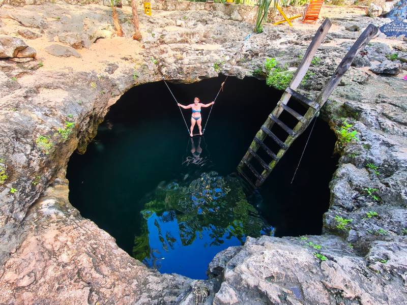 cenote-calavery-mexiko-zapakuj